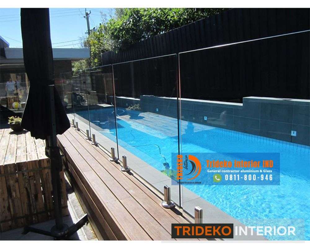 Railing spigot kaca frameless