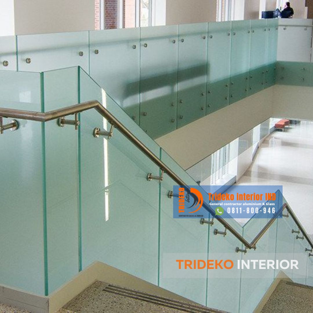 Railing Kaca Tanpa Tiang